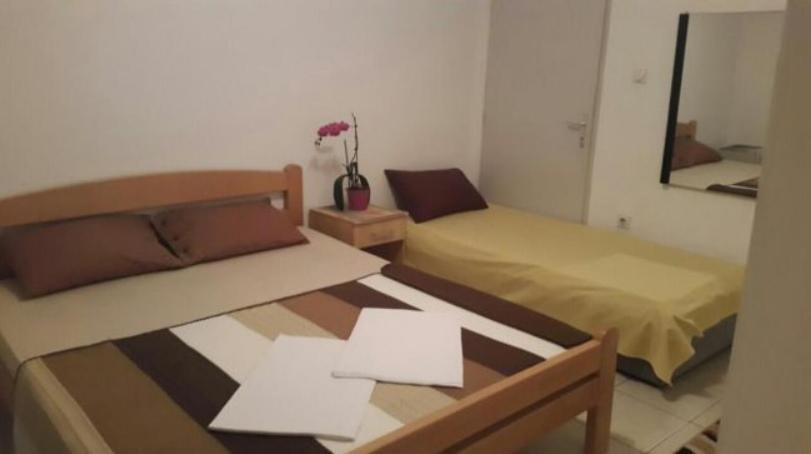 Apartmani Ilic Bečići Exteriör bild