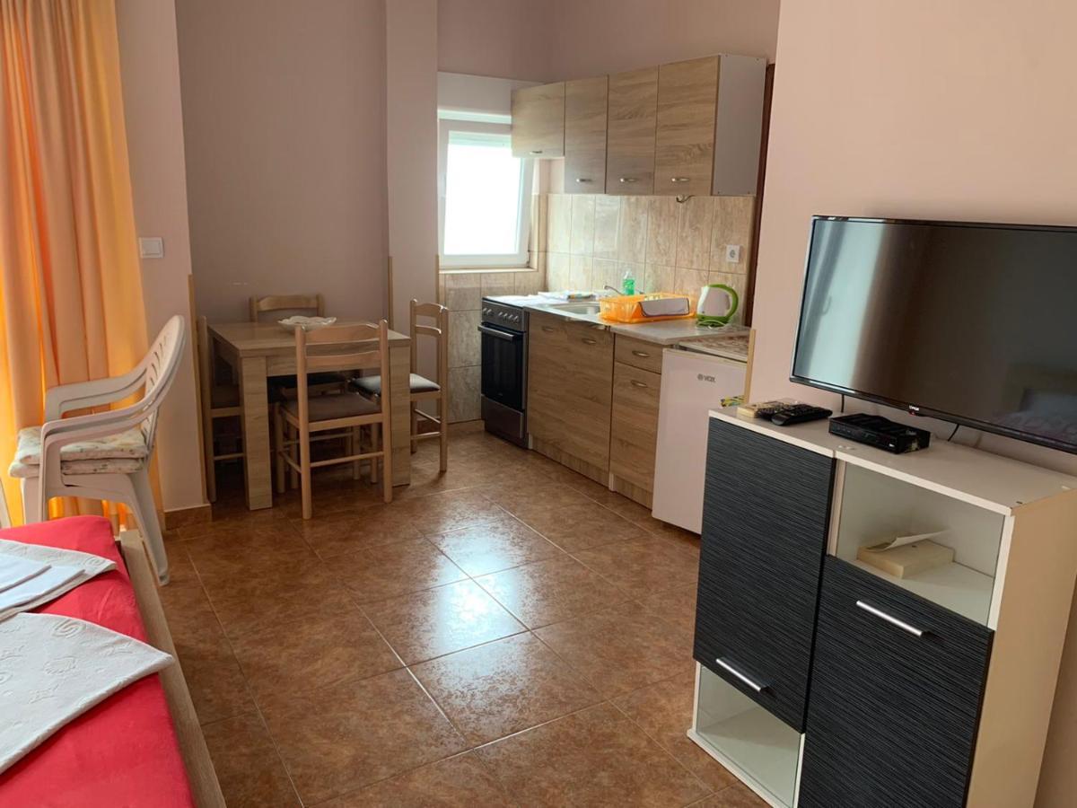 Apartmani Ilic Bečići Exteriör bild
