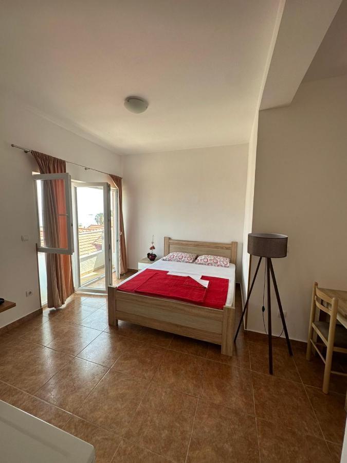 Apartmani Ilic Bečići Exteriör bild