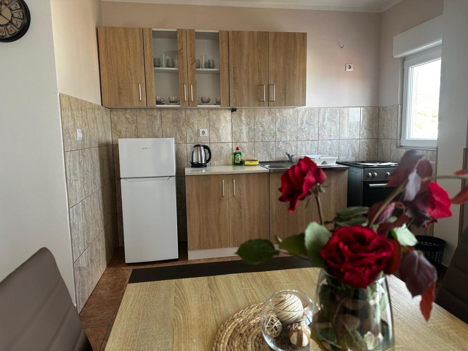 Apartmani Ilic Bečići Exteriör bild