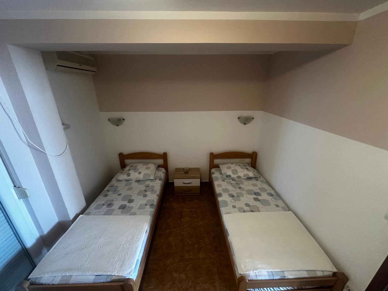 Apartmani Ilic Bečići Exteriör bild