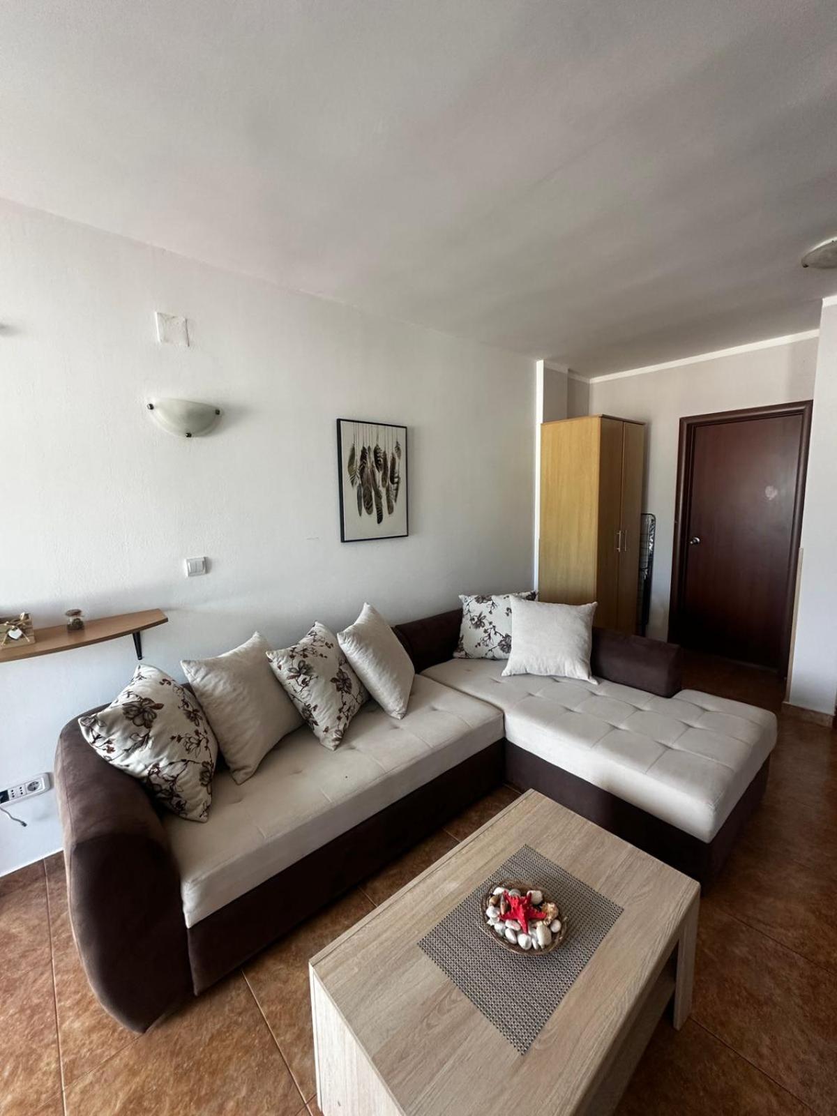 Apartmani Ilic Bečići Exteriör bild