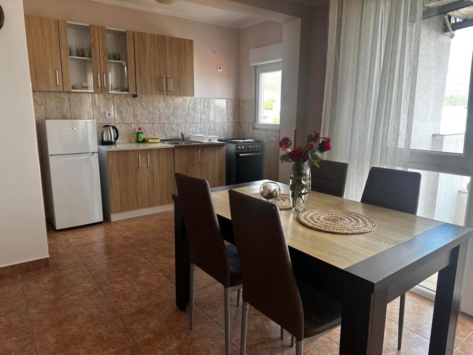 Apartmani Ilic Bečići Exteriör bild