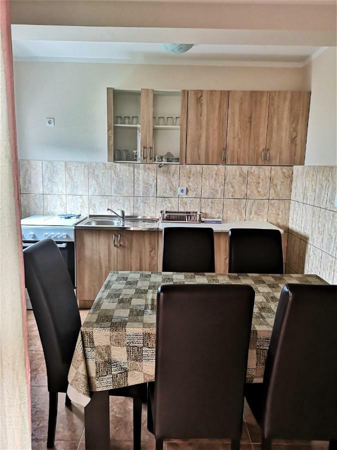 Apartmani Ilic Bečići Exteriör bild