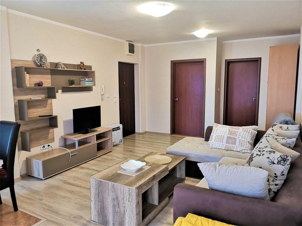 Apartmani Ilic Bečići Exteriör bild